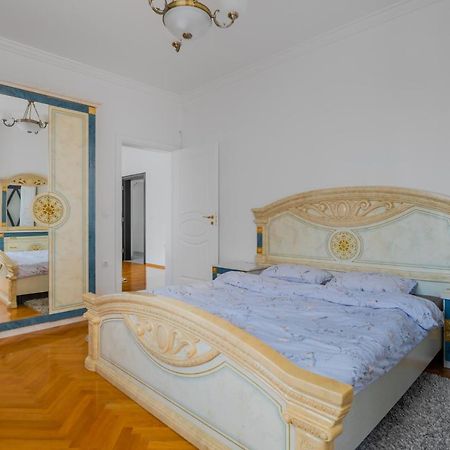 Central 2-Bd Bright Apartment In Sofia By Flat Mаnager Zewnętrze zdjęcie